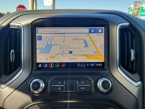 Used 2021 GMC Sierra 1500 Denali w/ Technology Package image 10