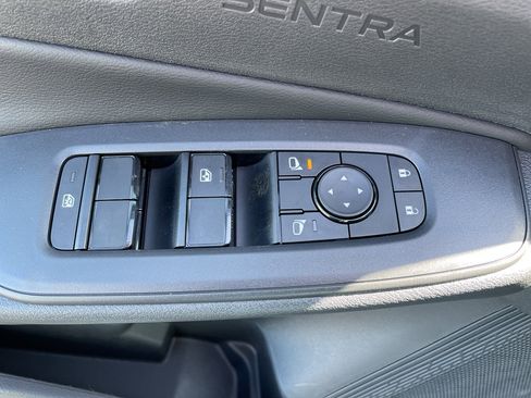 New 2026 Nissan Sentra SV image 9