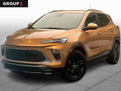 Used 2024 Buick Encore GX Sport Touring w/ Comfort Package image 1