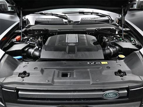 Used 2025 Land Rover Defender 110 V8 image 39