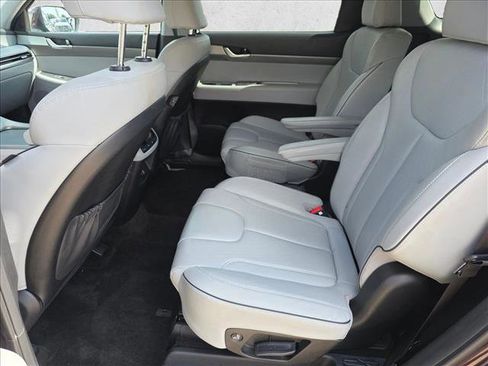 Used 2025 Hyundai Palisade SEL image 12