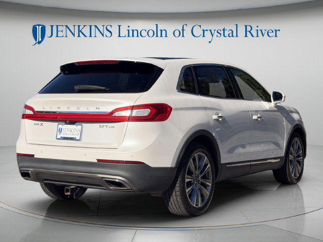 Used 2017 Lincoln MKX Reserve w/ Driver Assistance Package AWD/4WD image 6