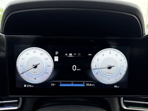 New 2026 Hyundai Elantra Limited FWD image 17