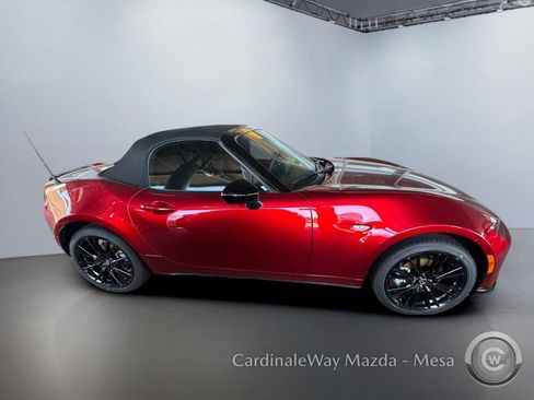 New 2026 MAZDA MX-5 Miata Club w/ Interior Package RWD image 3