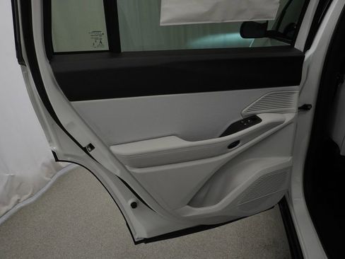 New 2026 Jeep Cherokee Laredo AWD/4WD image 29