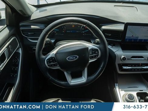 Used 2023 Ford Explorer XLT w/ Equipment Group 202A AWD/4WD image 5