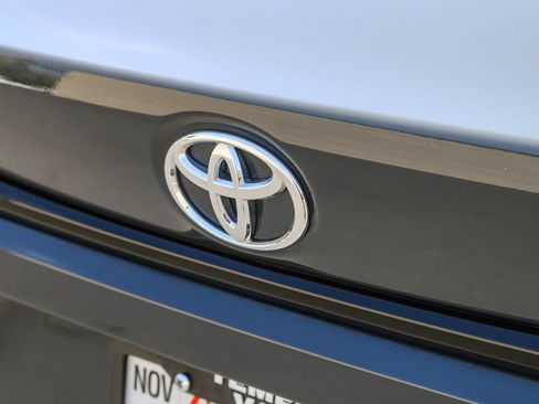 Certified 2025 Toyota Corolla LE FWD image 15