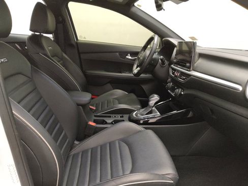 Used 2024 Kia Forte GT-Line w/ GT-Line Premium Package image 21