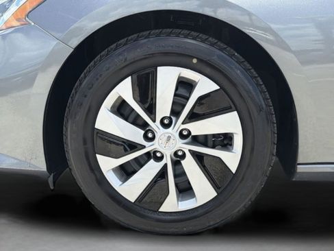 Used 2021 Nissan Altima 2.5 S FWD image 32