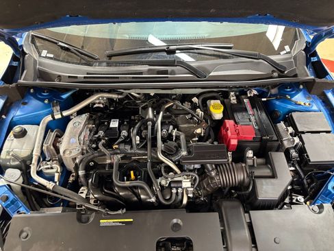 Used 2025 Nissan Sentra SV FWD image 30