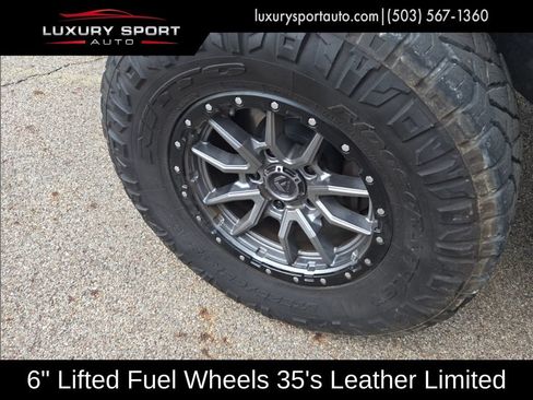 Used 2014 Toyota Tundra Limited w/ Limited Premium Package AWD/4WD image 7