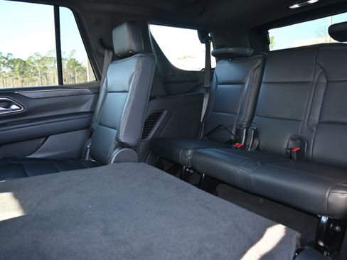 Used 2022 Chevrolet Tahoe LS image 17