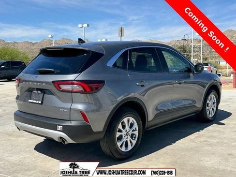 Used 2023 Ford Escape Active image 6