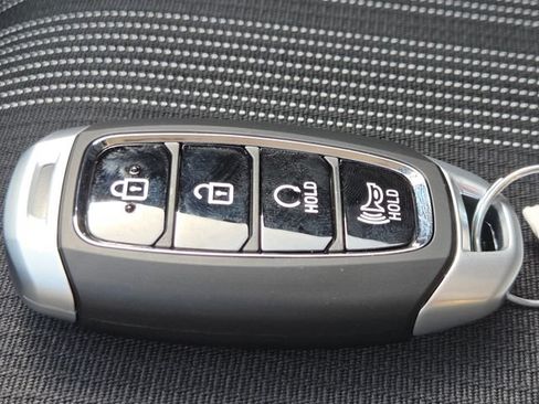 New 2026 Hyundai Venue SEL FWD image 33