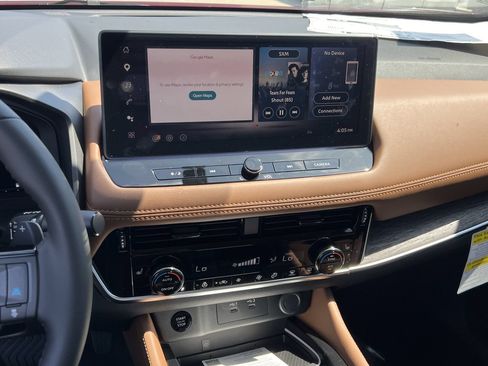 New 2026 Nissan Rogue Platinum AWD/4WD image 10
