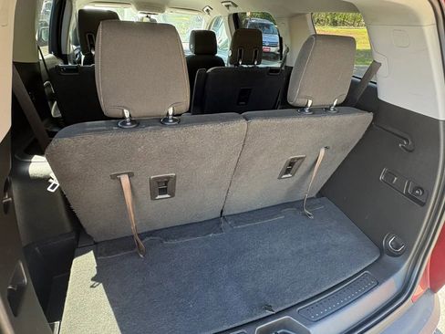 Used 2019 GMC Acadia SLE w/ LPO, Cargo Package FWD image 24