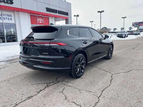 Certified 2025 Toyota Crown Signia image 5