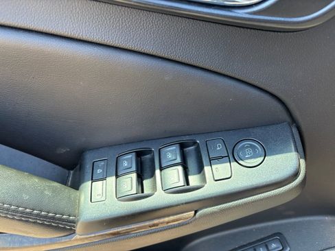 Used 2017 Chevrolet Tahoe LT AWD/4WD image 10