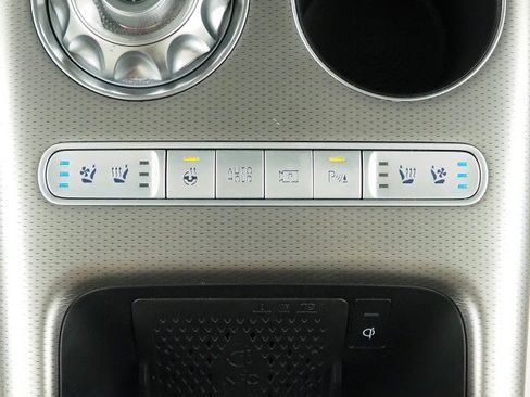Used 2023 Genesis GV60 Performance AWD/4WD image 26