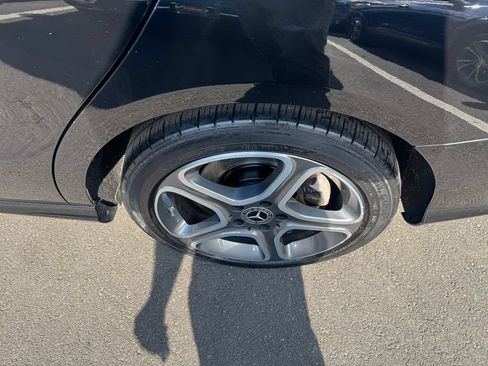 Used 2018 Mercedes-Benz CLA 250 image 10