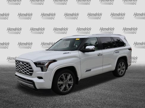 Used 2025 Toyota Sequoia Capstone w/ Tow Technology Package AWD/4WD image 5