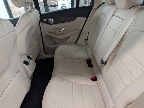 Used 2019 Mercedes-Benz GLC 300 GLC 300 image 11