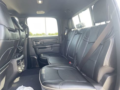 New 2024 RAM 2500 Limited image 36