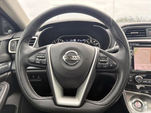 Used 2021 Nissan Maxima Platinum w/ Sport Mat Group image 18