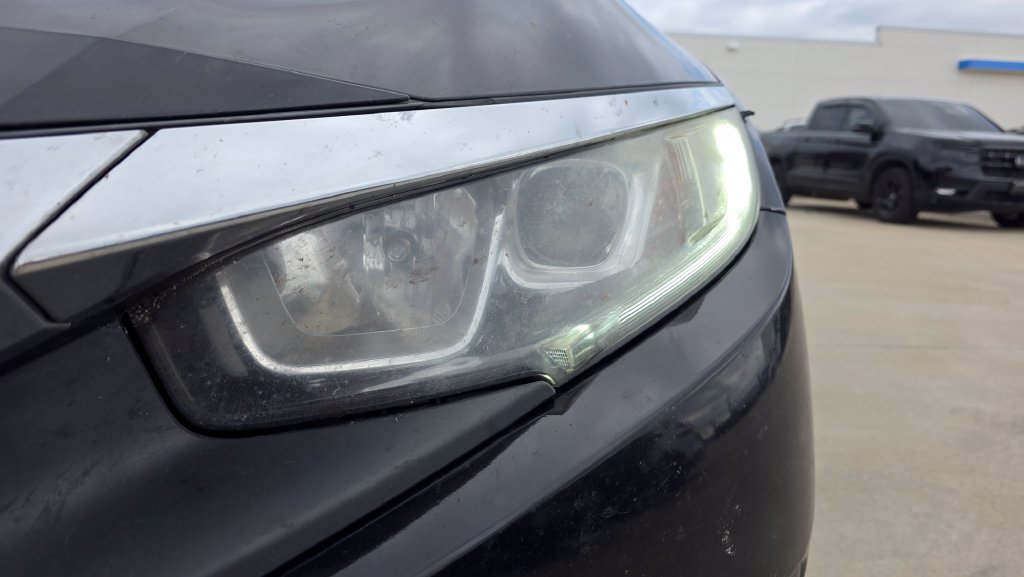 Used 2017 Honda Civic LX image 9