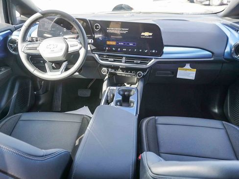 New 2026 Chevrolet Equinox EV LT FWD image 14