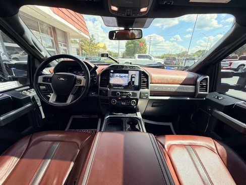 Used 2022 Ford F450 Platinum AWD/4WD image 36