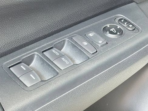 Used 2024 Honda CR-V Sport image 11