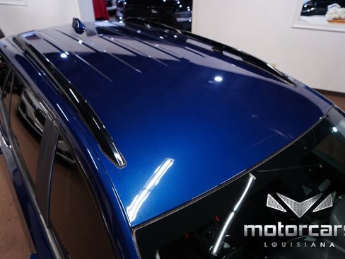 Used 2023 GMC Terrain SLE w/ Driver Convenience Package image 15