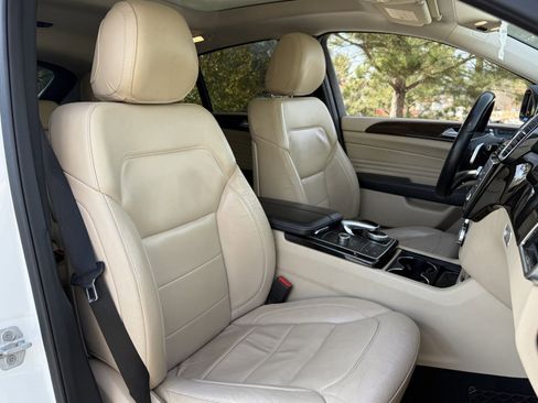 Used 2017 Mercedes-Benz GLE 43 AMG 4MATIC Coupe image 38