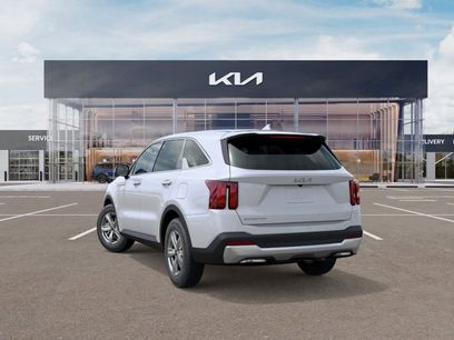 New 2025 Kia Sorento LX