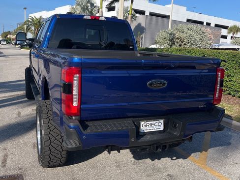 Used 2026 Ford F250 Lariat w/ Black Appearance Package image 8