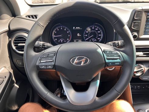 Used 2020 Hyundai Kona SEL Plus AWD/4WD image 16