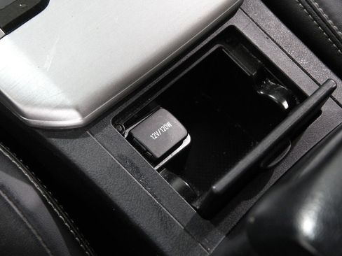 Used 2012 Toyota Camry L image 13