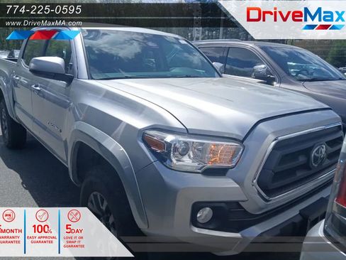 Used 2022 Toyota Tacoma SR5 AWD/4WD image 1