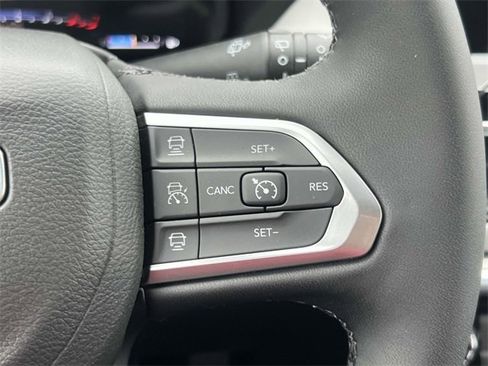 New 2025 Jeep Compass Limited w/ Elite Group image 23