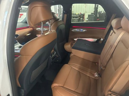 New 2026 Genesis GV70 2.5T Advanced image 18