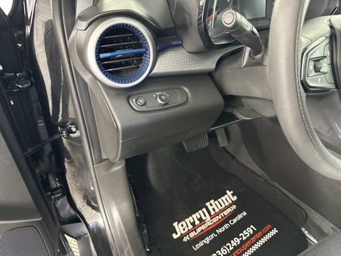 Used 2025 Chevrolet Trax LS image 10