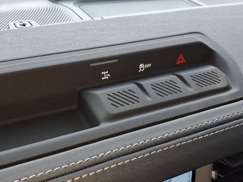 Used 2026 Ford Bronco Outer Banks AWD/4WD image 15