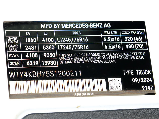 Used 2025 Mercedes-Benz Sprinter 2500 image 31