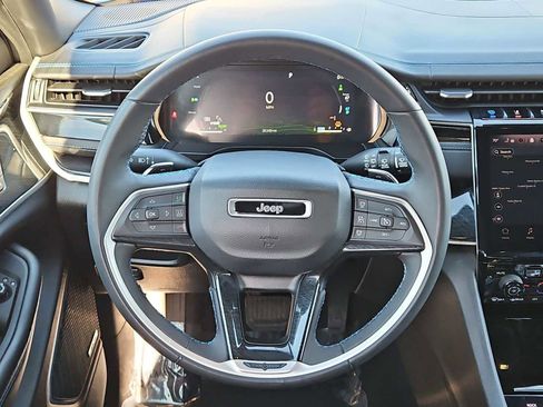 Used 2022 Jeep Grand Cherokee Trailhawk w/ Advanced Protech Group II image 39