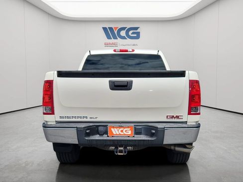 Used 2013 GMC Sierra 1500 SLT w/ SLT White Diamond Edition AWD/4WD image 12
