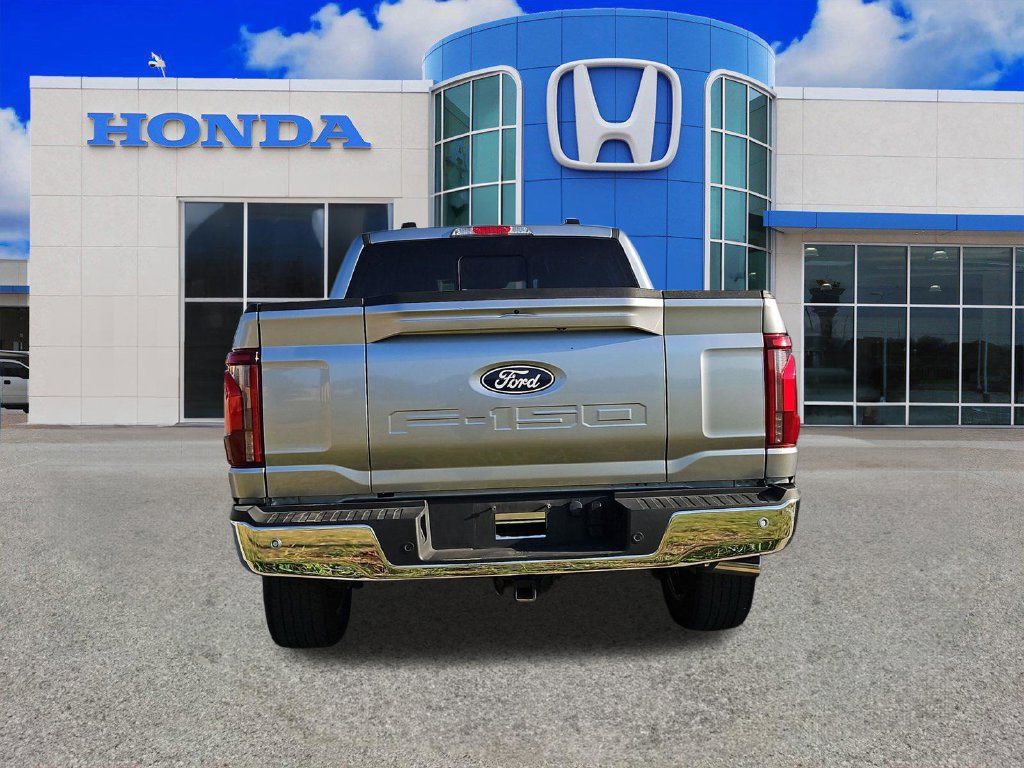 Used 2024 Ford F150 Lariat w/ Bed Utility Package AWD/4WD image 15