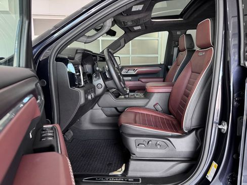 Certified 2025 GMC Sierra 1500 Denali Ultimate AWD/4WD image 13