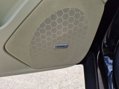 Used 2017 Cadillac XT5 Luxury w/ Driver Awareness Package image 14