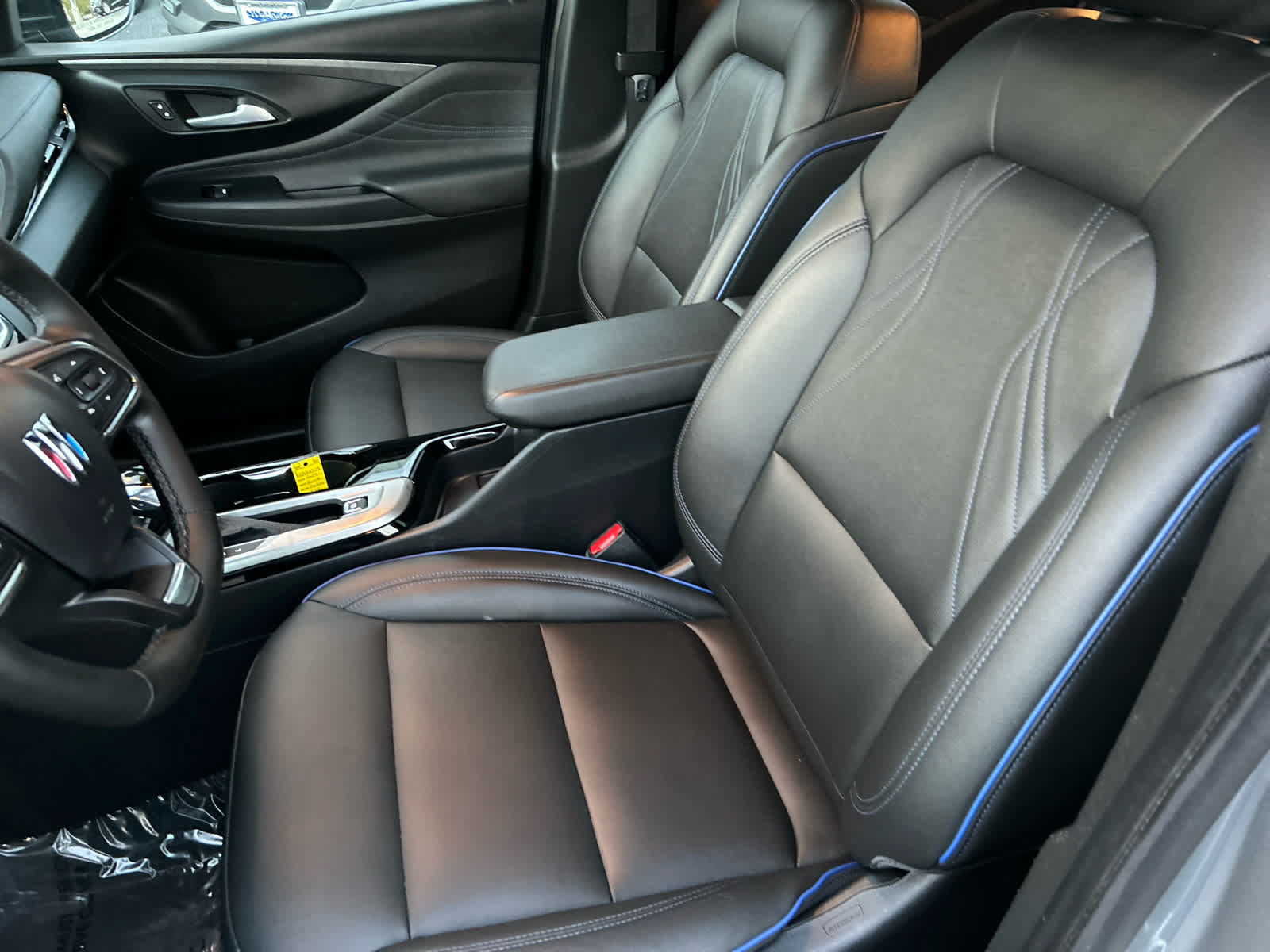 Used 2024 Buick Envista Sport Touring w/ Convenience I Package FWD image 12